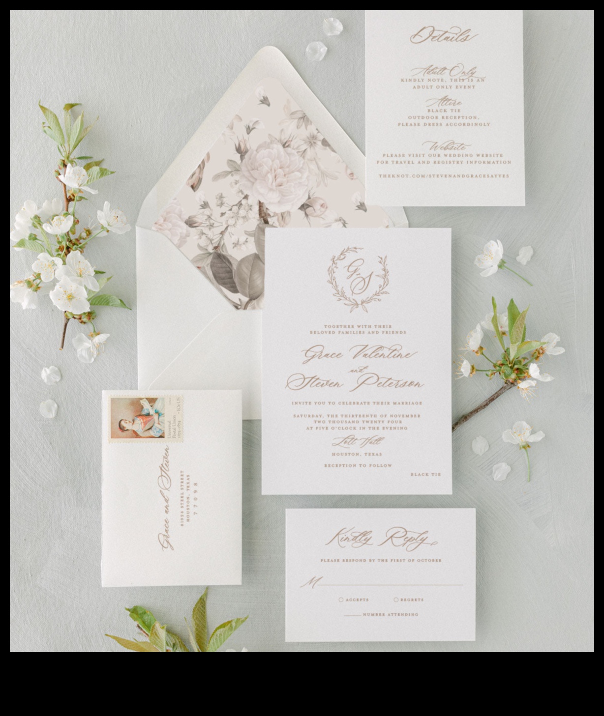 العاطفة الورقية: اصنع دعواتك المثالية