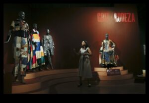 جريدة براقة: ملابس عتيقة تتصدر تاريخ الموضة