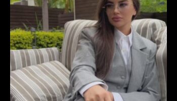 الكاريزما الأنيقة: تمتع بالأناقة المغناطيسية من خلال أسلوبك