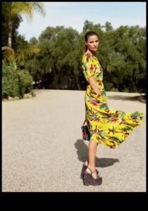 جاذبية الجزيرة: ملابس صيفية مستوحاة من المناطق الاستوائية للأمسيات الساحرة