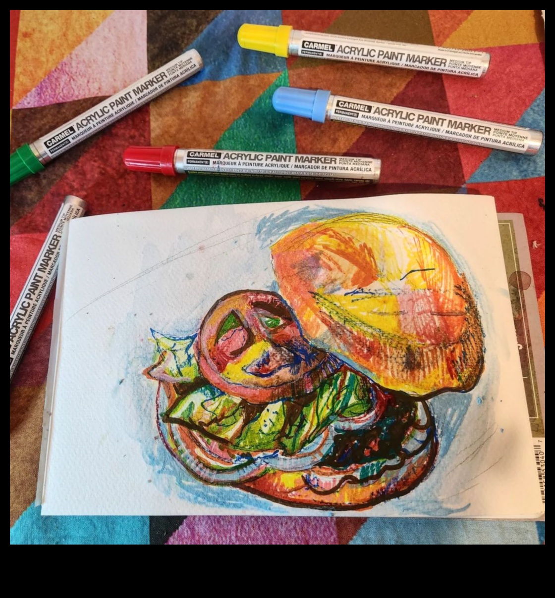 علامة السمفونية: صياغة تركيبات متناغمة في اللون